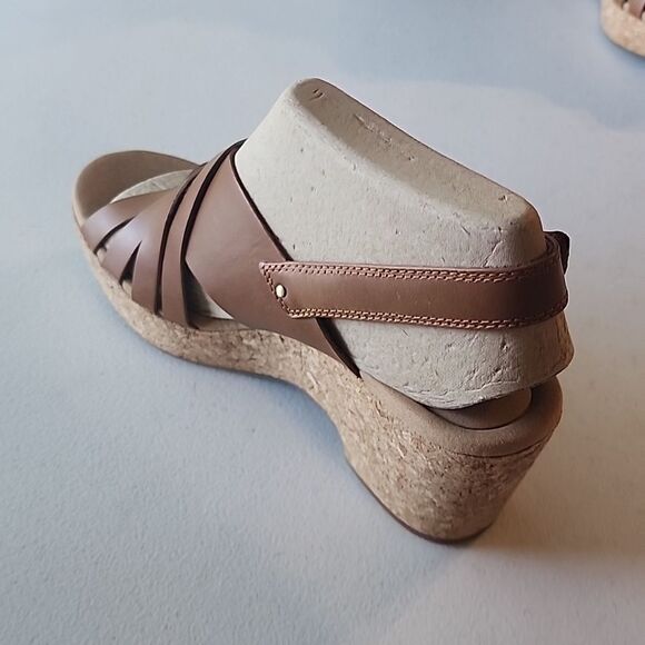 Clarks Brown Wedge Sandals - Picture 2 of 6